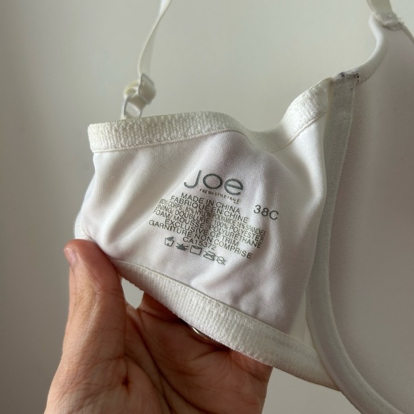 Joe Fresh White Adjustable Bra - Picture 3 of 3